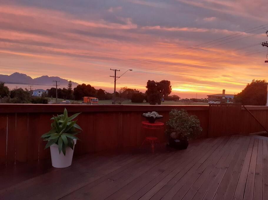 3 Bedroom Holiday Home In Prime Kaikoura Location! Exterior foto